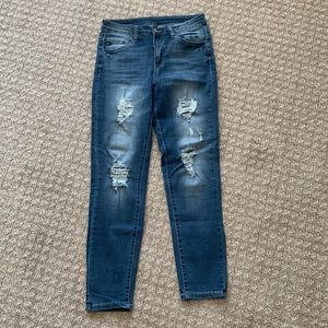 KanCan Ankle Mid Rise Ripped Jeans